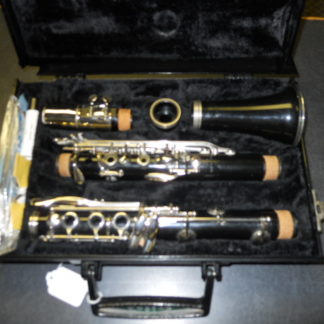 Used Instrument: Vito Clarinet--#B44497